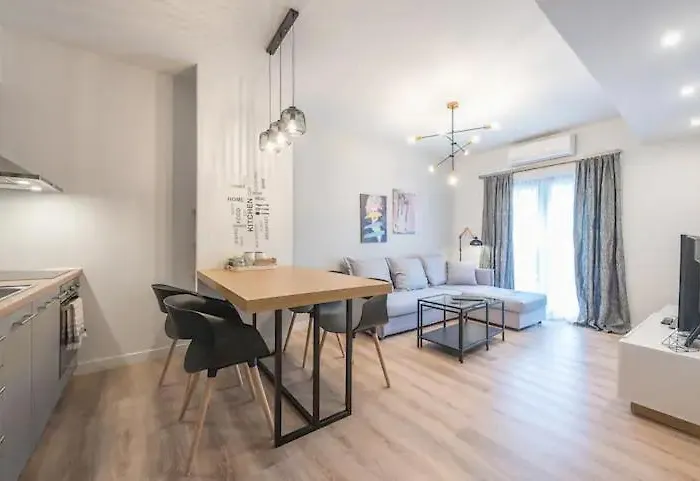 Elegant Apartment